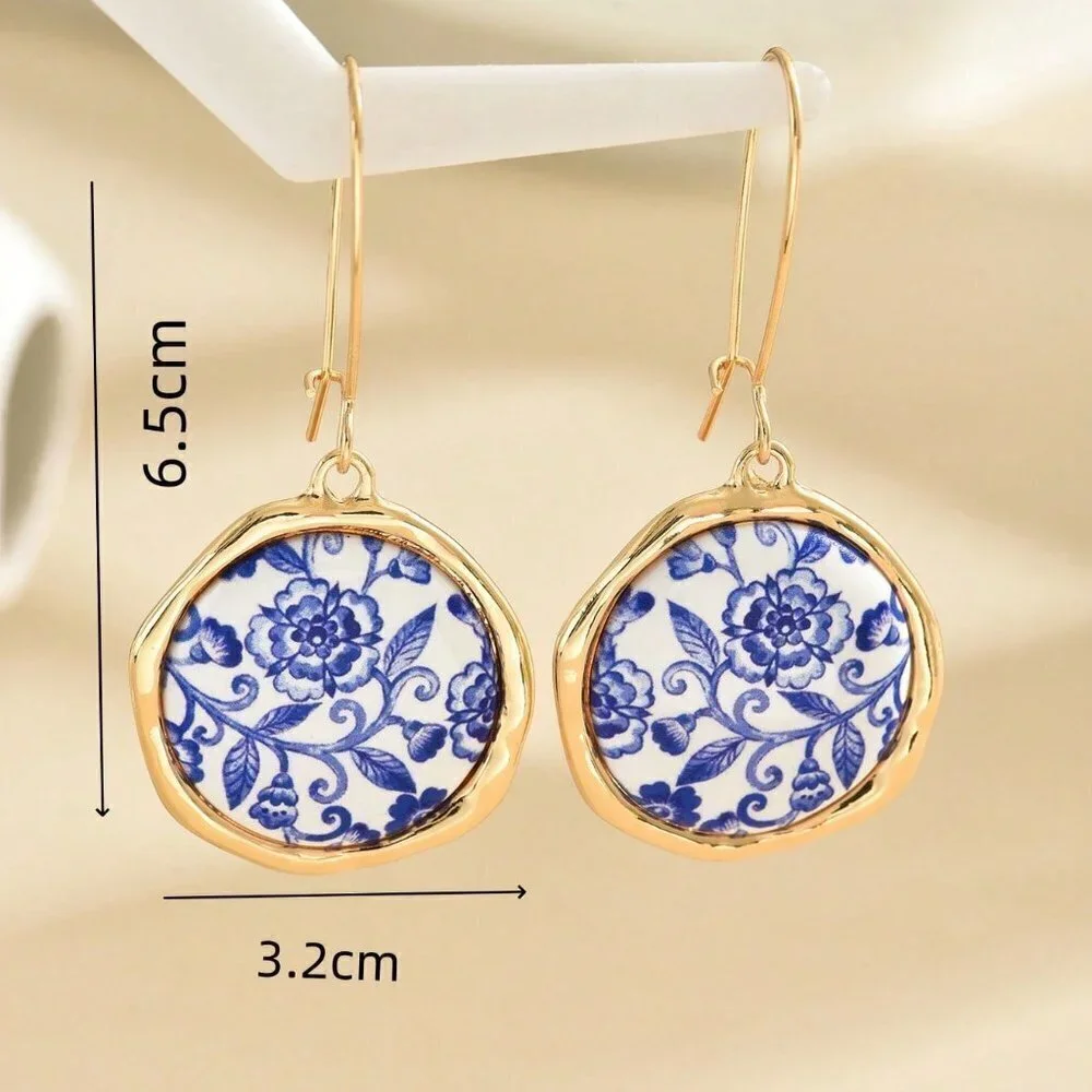 Gold Vintage Women's Luxurious And Porcelain Pattern Long Hook Earrings